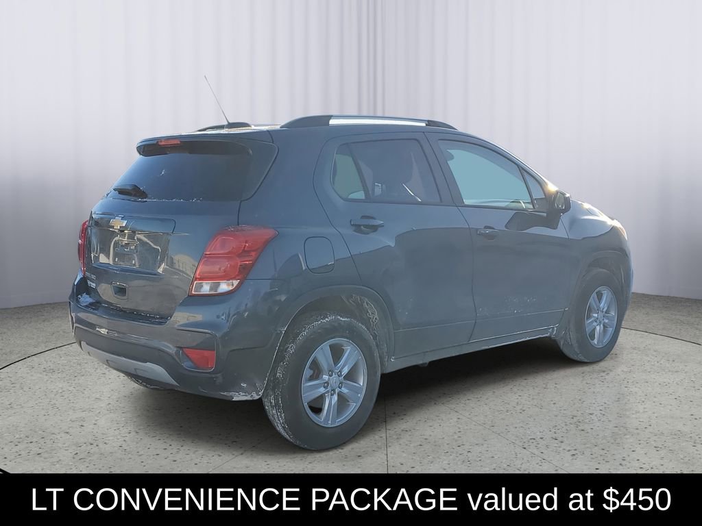 Used 2022 Chevrolet Trax LT w/ LT Convenience Package image 3