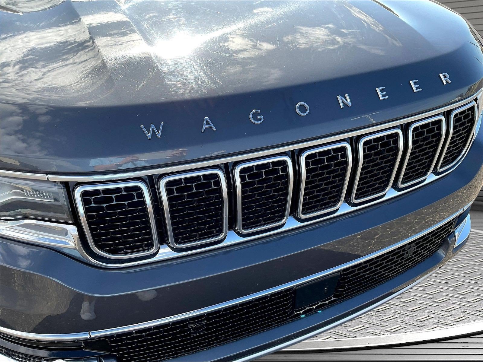 Used 2024 Jeep Wagoneer Series II w/ Flexible Seating Group RWD image 27
