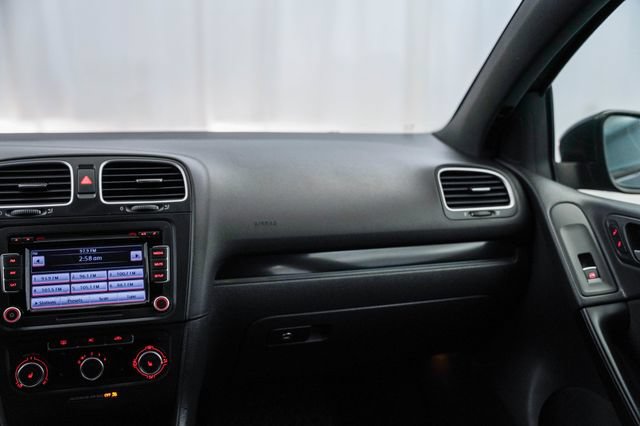 Used 2011 Volkswagen GTI 4-Door FWD image 5