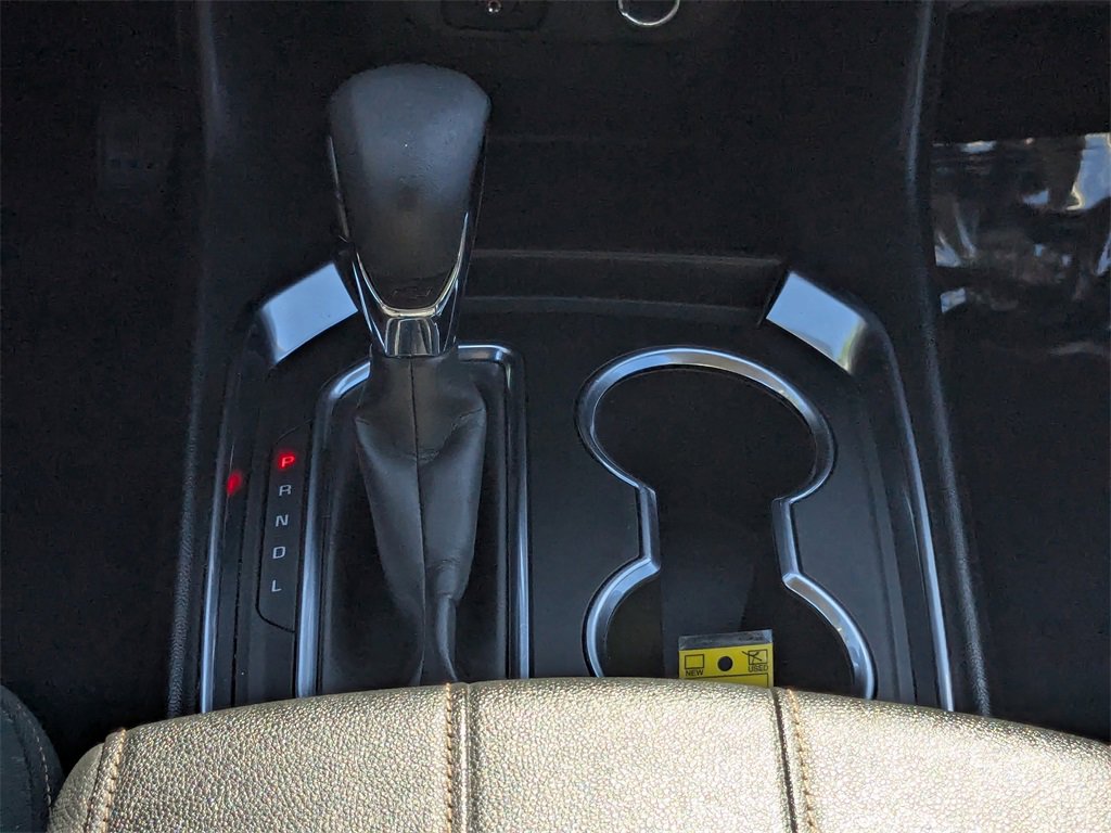 Certified 2021 Chevrolet Traverse LS image 16