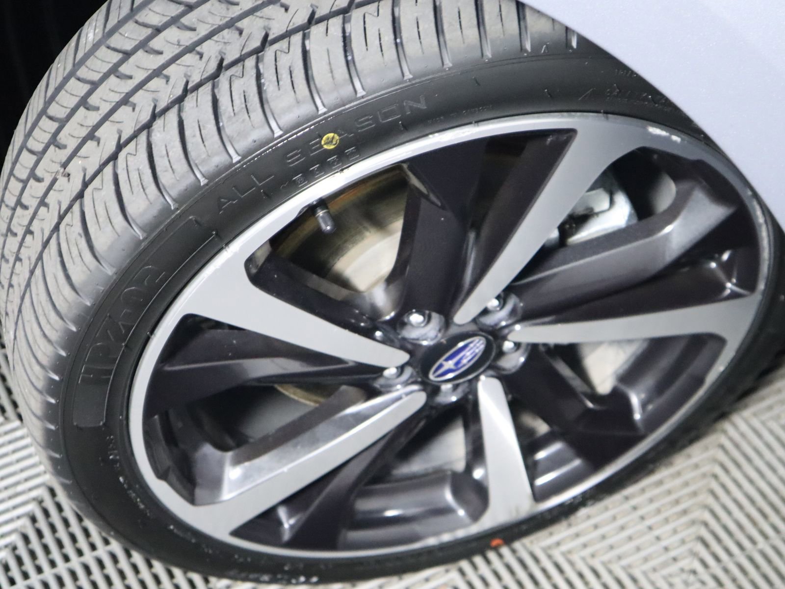 Used 2020 Subaru Impreza 2.0i Sport image 17