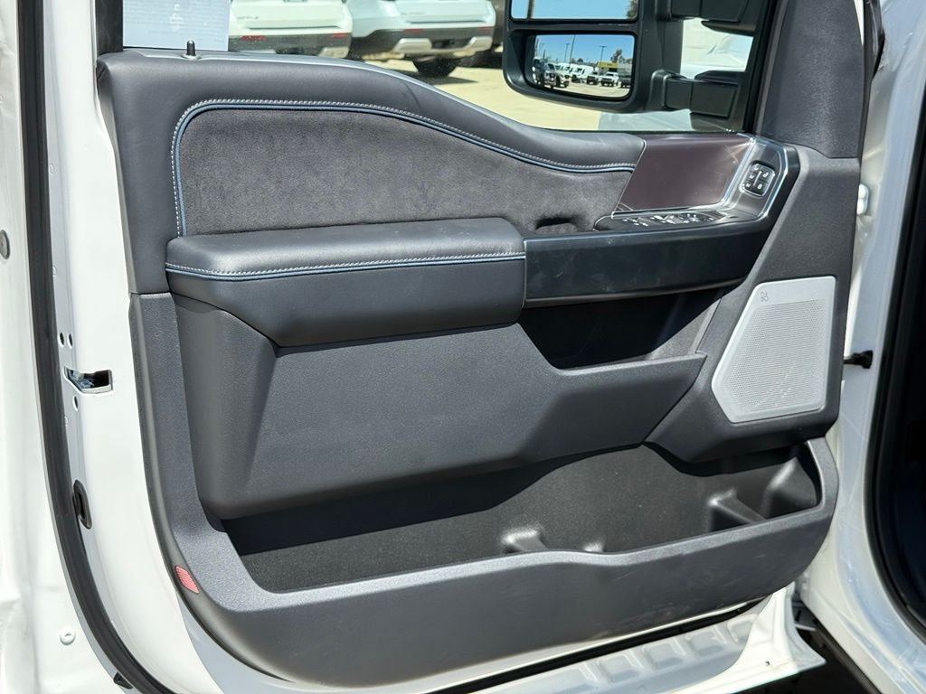 New 2026 Ford F350 Platinum w/ FX4 Off-Road Package AWD/4WD image 16