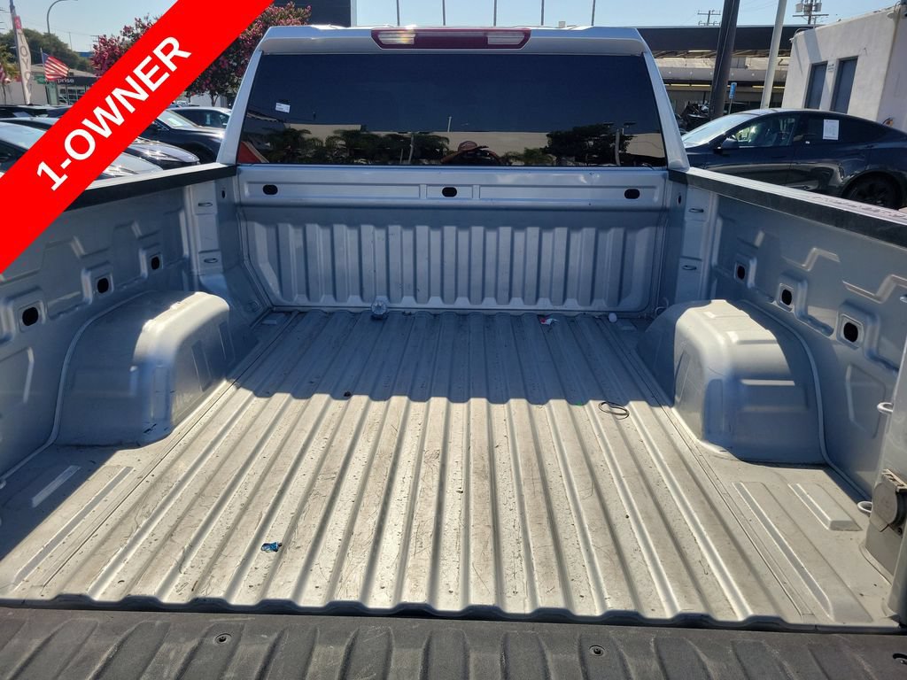 Used 2022 Chevrolet Silverado 1500 Custom w/ LPO, Dark Essentials Package RWD image 11