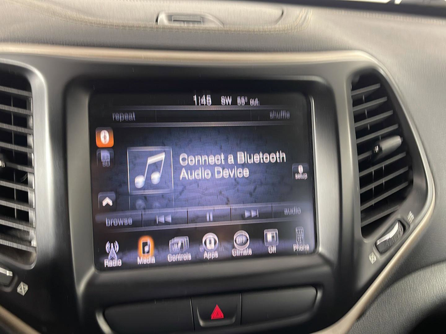 Used 2016 Jeep Cherokee Limited image 17