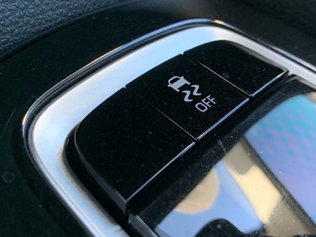Used 2026 Toyota Corolla LE FWD image 28