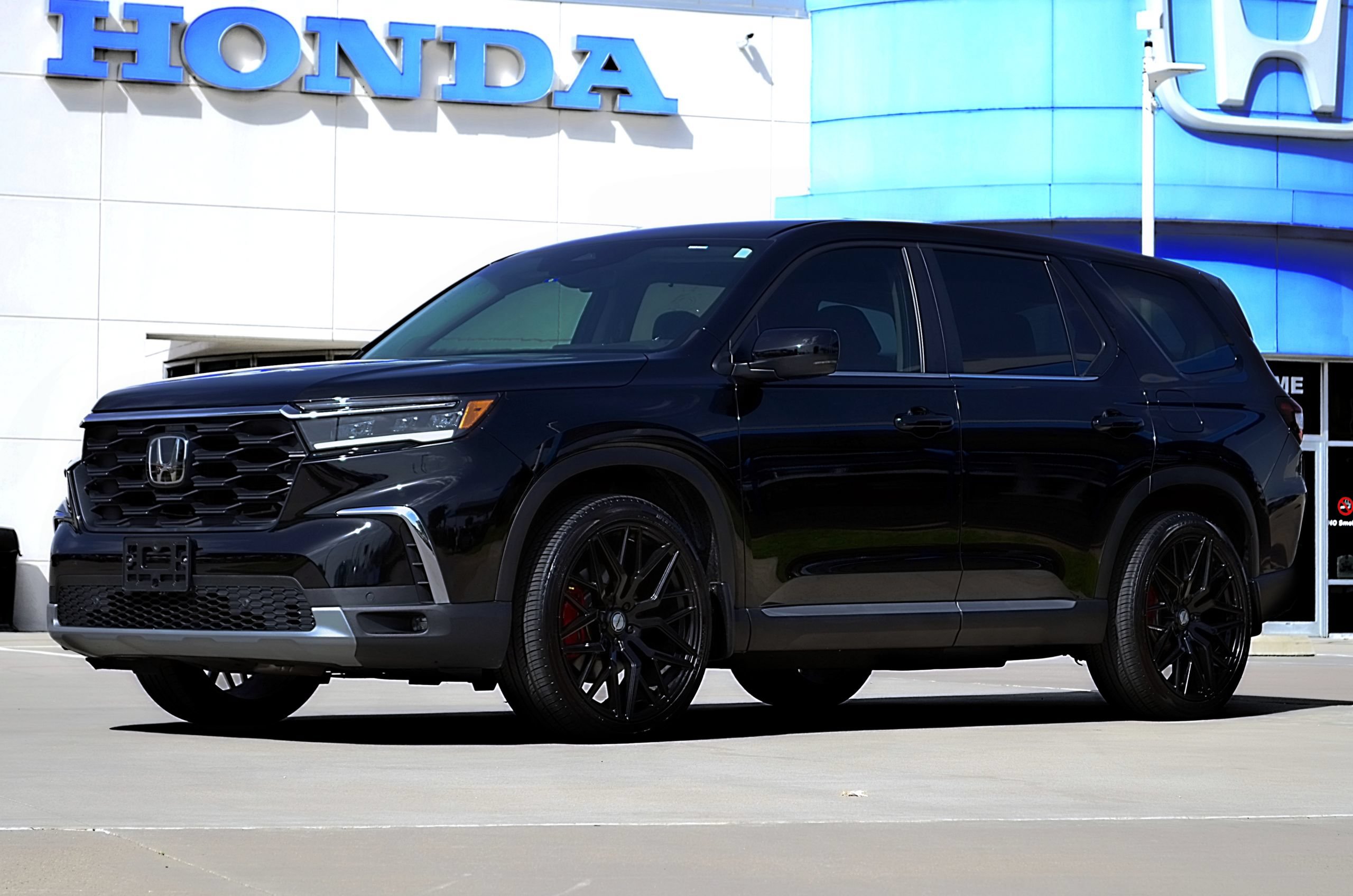 Used 2025 Honda Pilot EX-L image 1