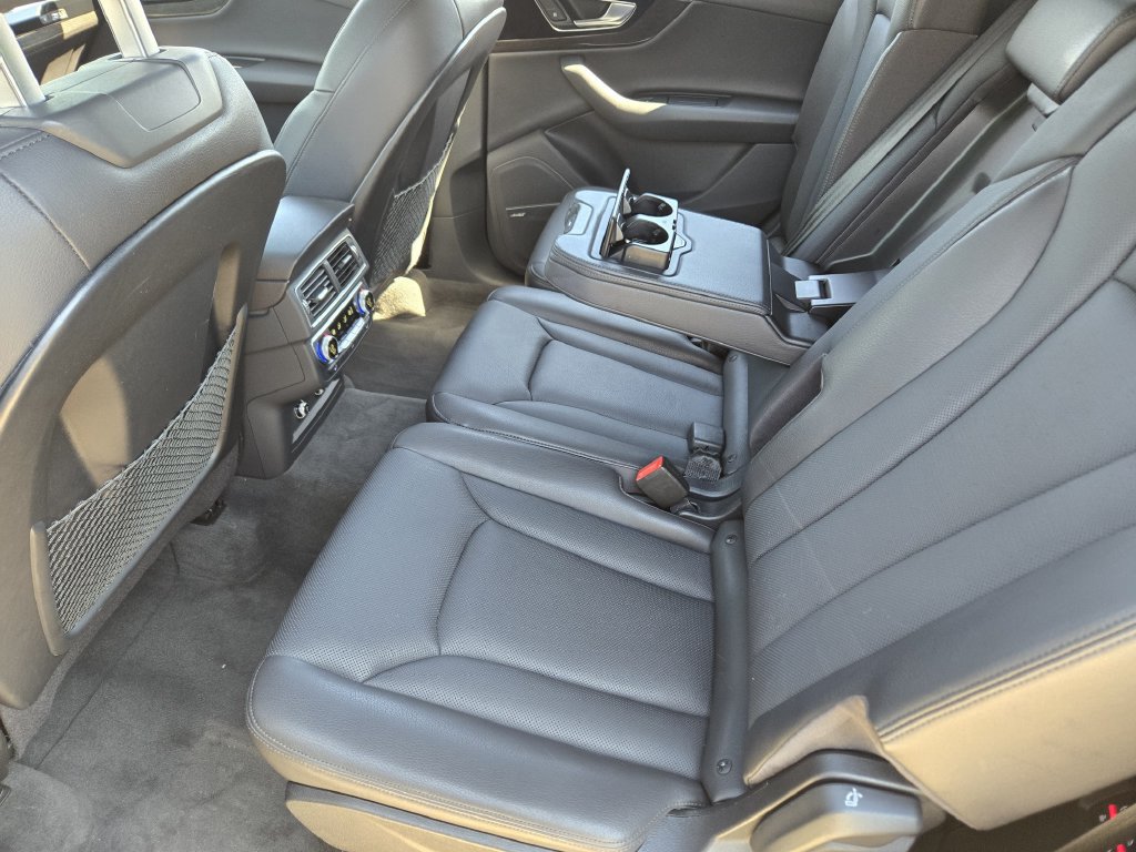 Used 2018 Audi Q7 3.0T Prestige AWD/4WD image 39