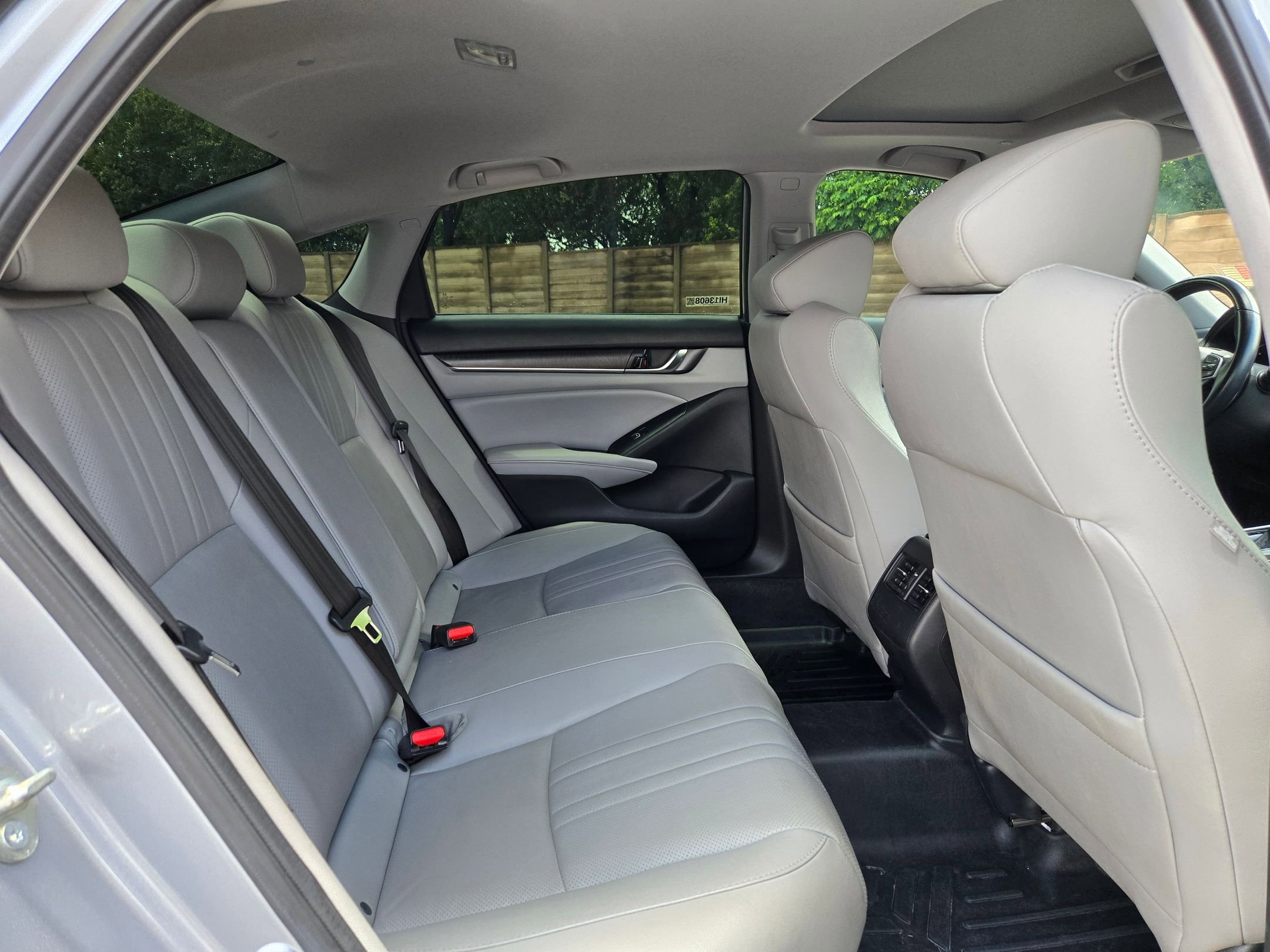 Used 2020 Honda Accord EX-L image 25