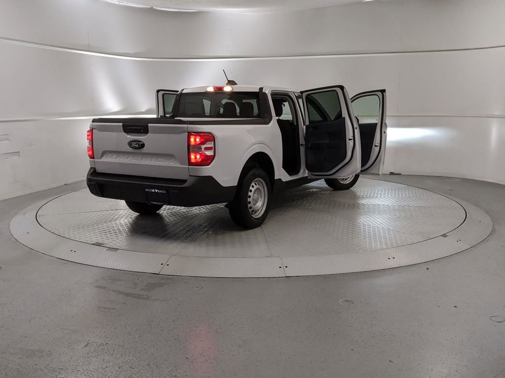 New 2026 Ford Maverick XL image 9