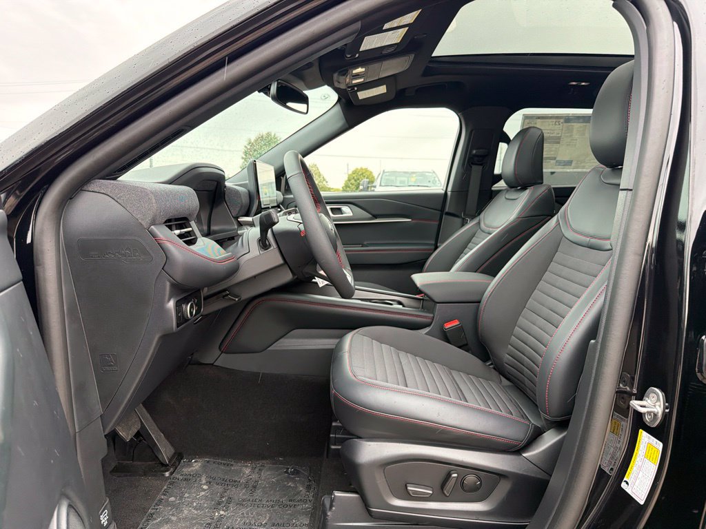 New 2026 Ford Explorer ST-Line w/ ST-Line Street Pack AWD/4WD image 23