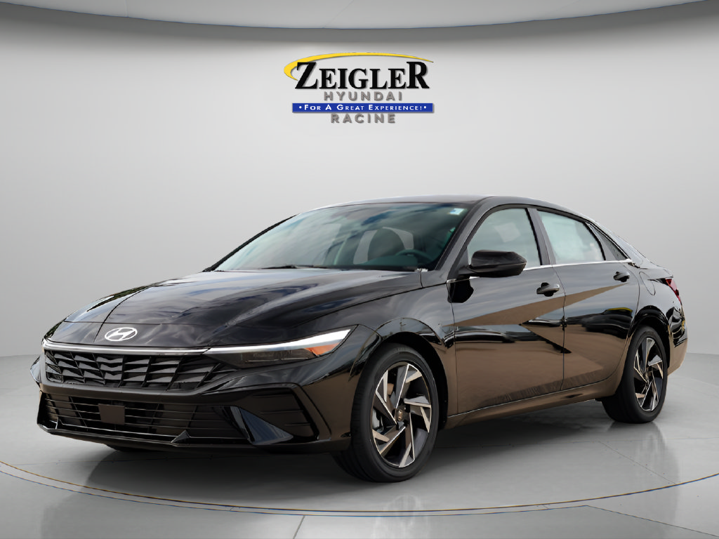 New 2026 Hyundai Elantra Limited FWD image 3