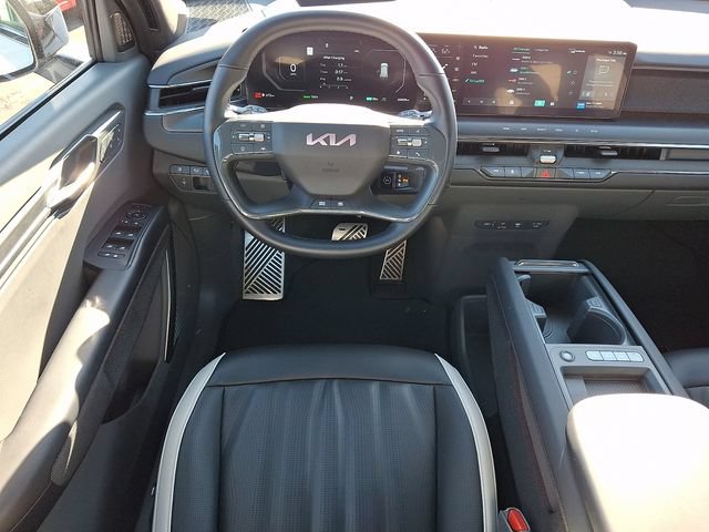Used 2024 Kia EV9 GT-Line AWD/4WD image 11