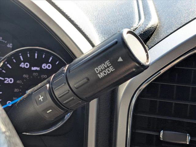 Used 2022 Ford F250 Lariat w/ Black Appearance Package image 7