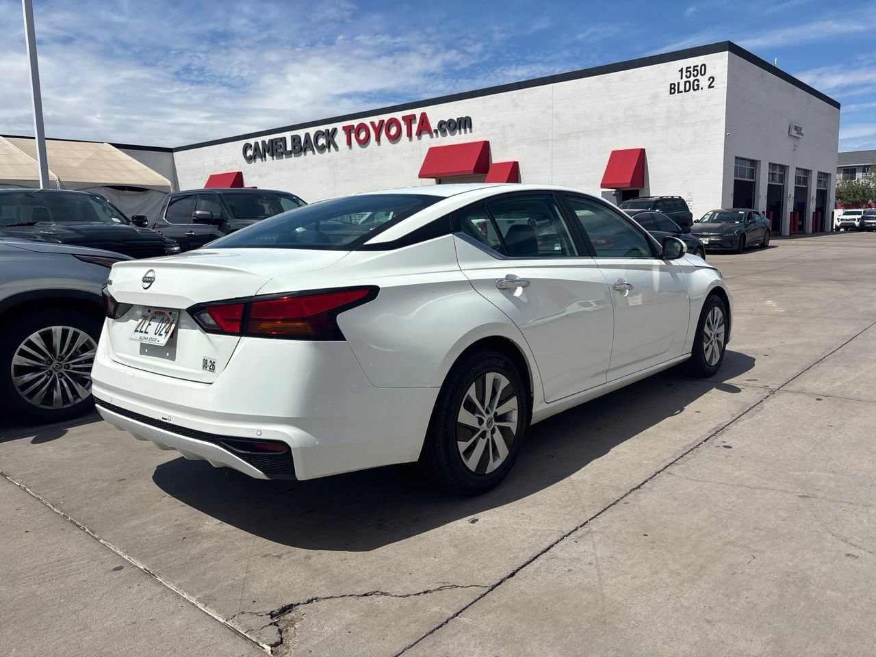 Used 2023 Nissan Altima 2.5 S FWD image 2