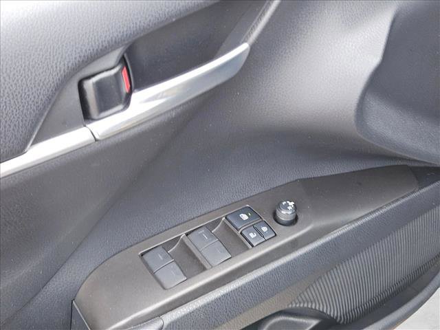 Used 2022 Toyota Camry SE w/ Carpet Mat Package (TMS) FWD image 10