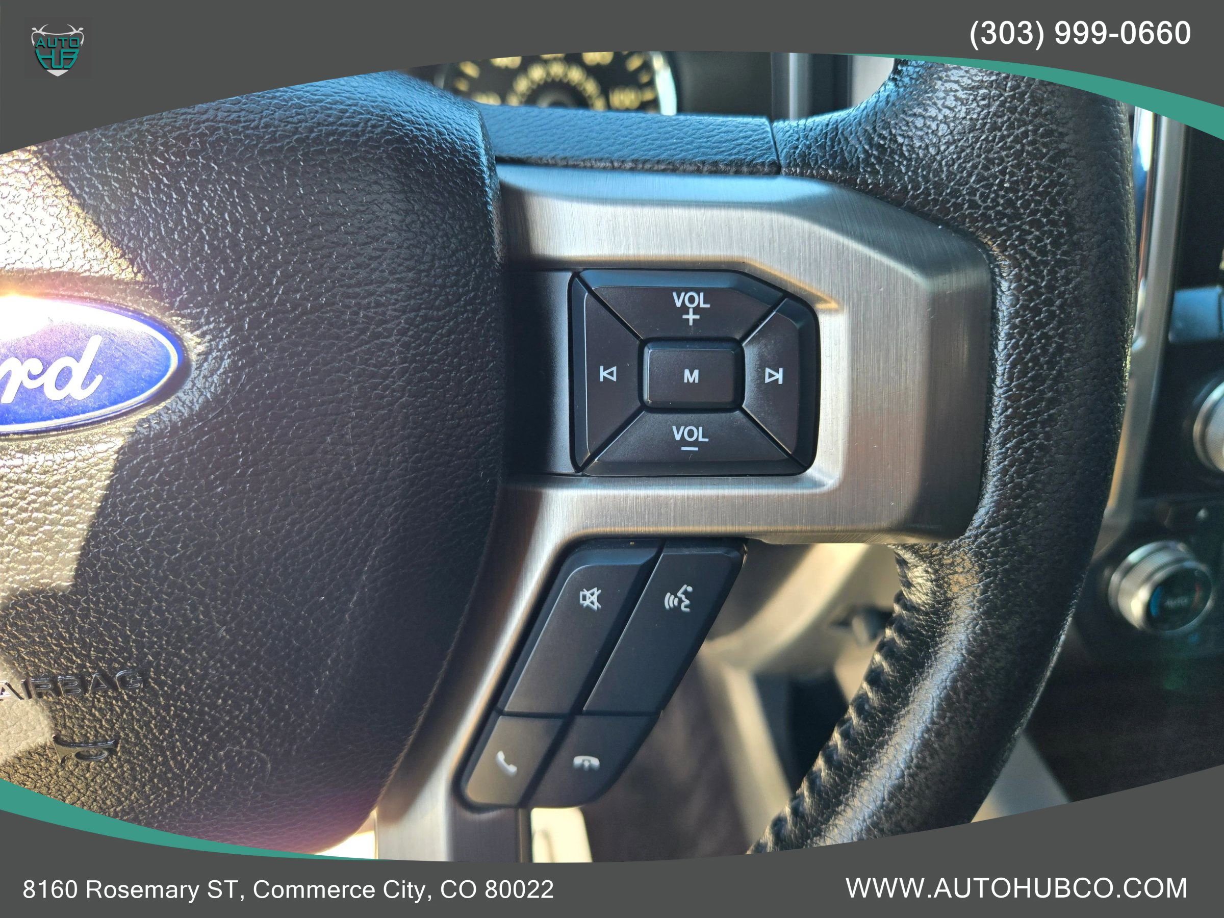Used 2015 Ford F150 Platinum w/ Equipment Group 701A Luxury AWD/4WD image 24