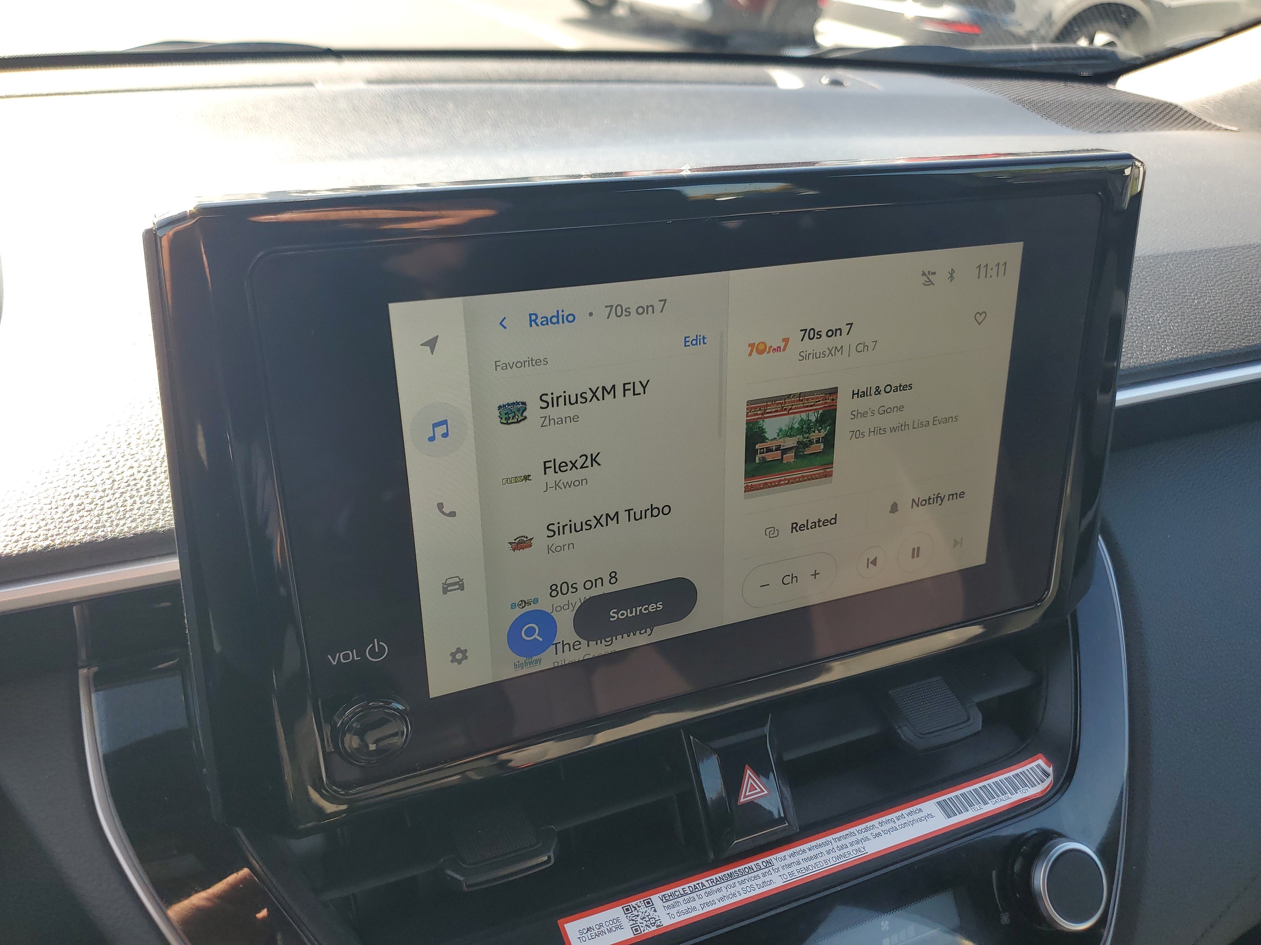 Certified 2025 Toyota Corolla Cross AWD Hybrid image 27