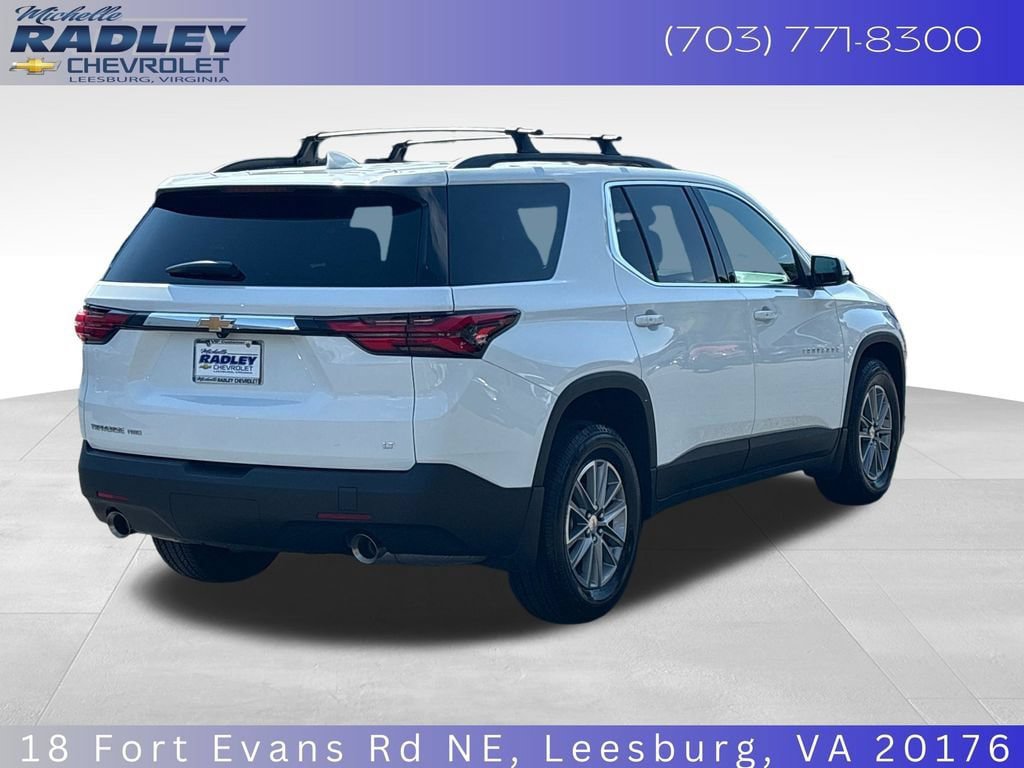 Used 2023 Chevrolet Traverse LT AWD/4WD image 6