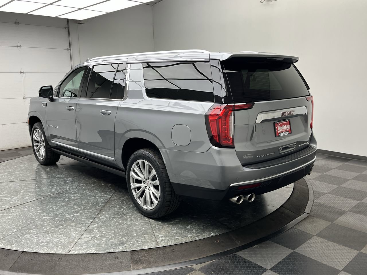 Certified 2023 GMC Yukon XL Denali AWD/4WD image 38