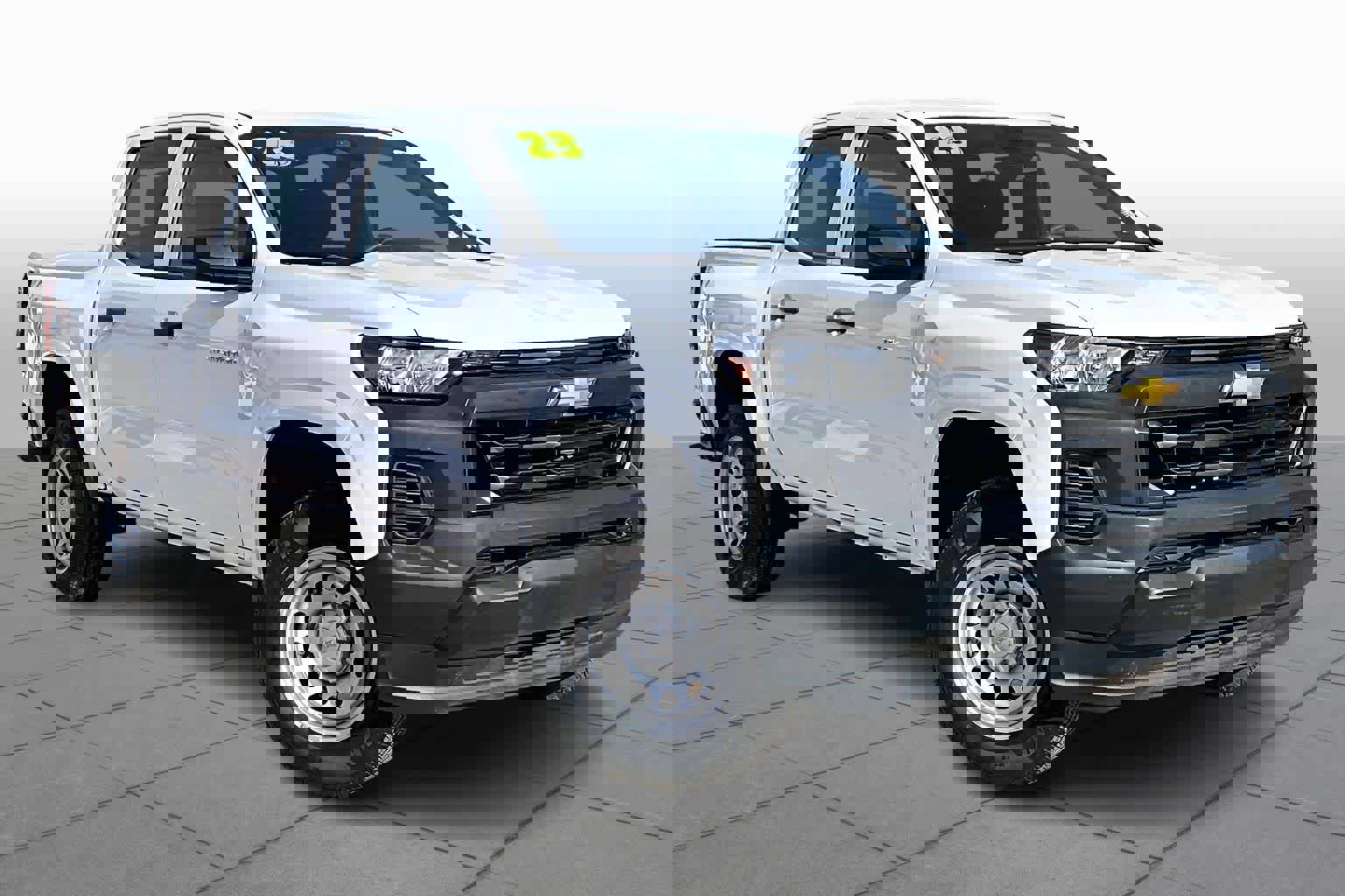 Used 2023 Chevrolet Colorado W/T image 2