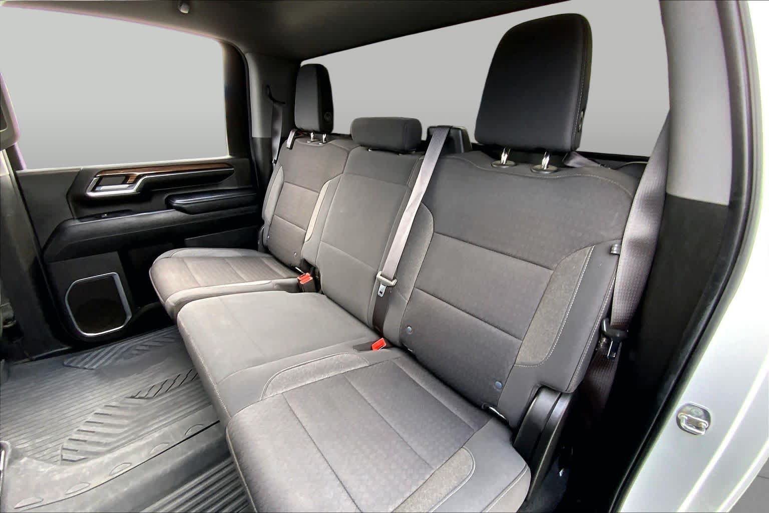 Used 2024 Chevrolet Silverado 2500 LT w/ Texas Edition AWD/4WD image 21