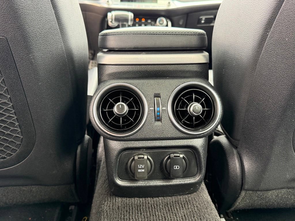 Used 2019 Kia Stinger GT1 RWD image 32