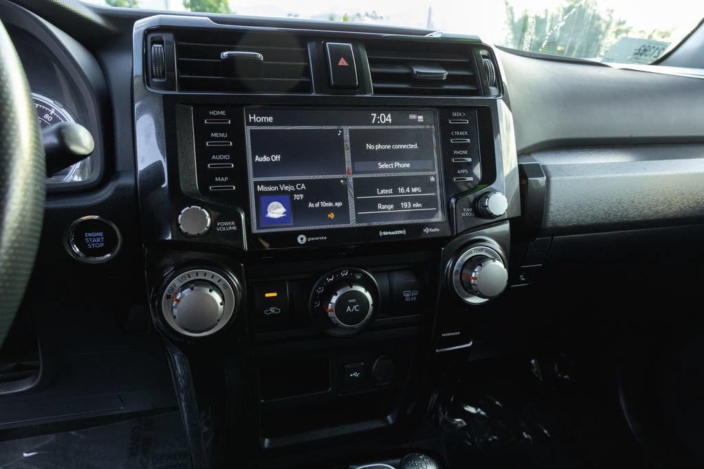 Used 2022 Toyota 4Runner TRD Off-Road Premium AWD/4WD image 18
