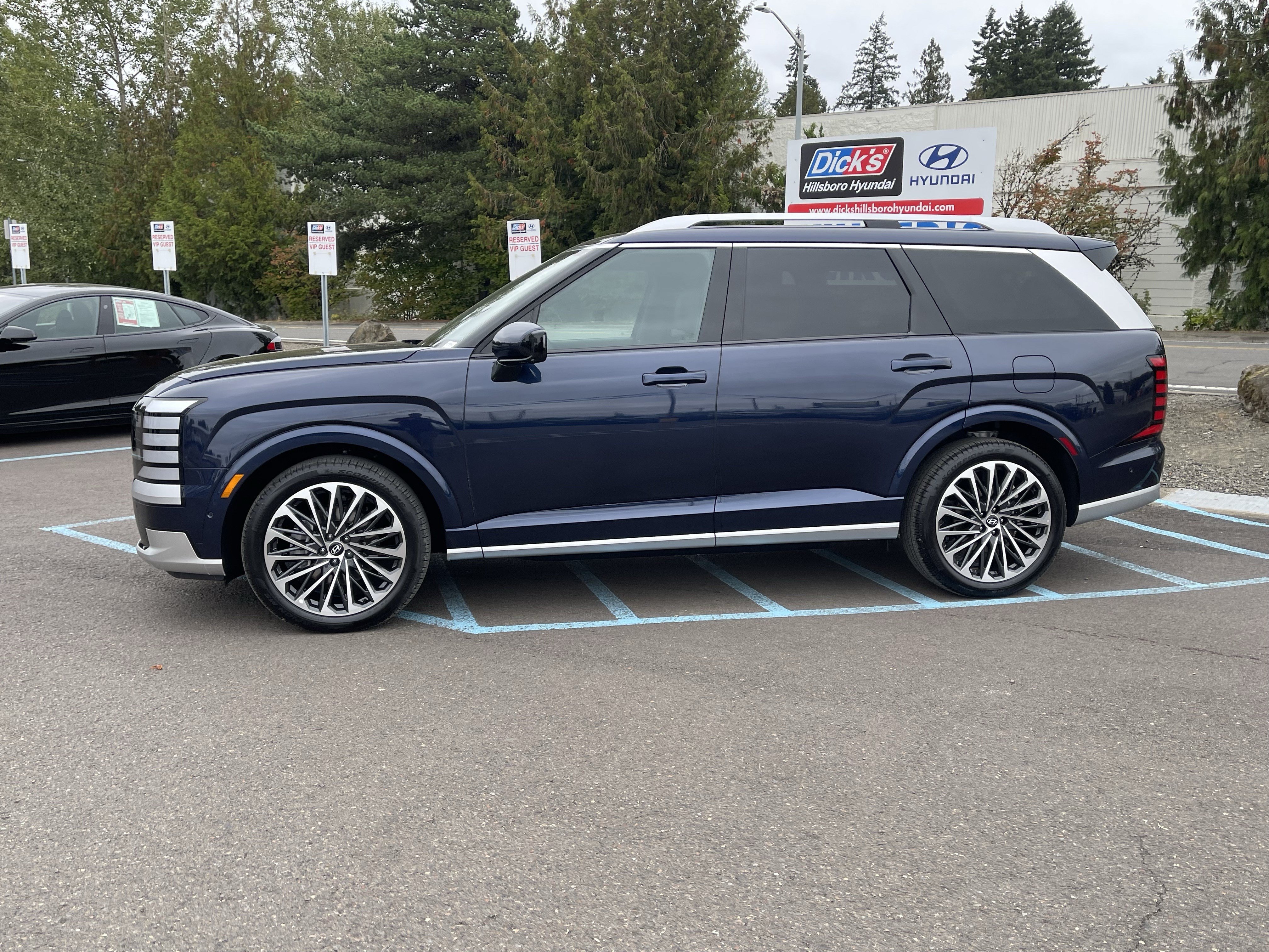 Certified 2026 Hyundai Palisade Calligraphy AWD/4WD image 2