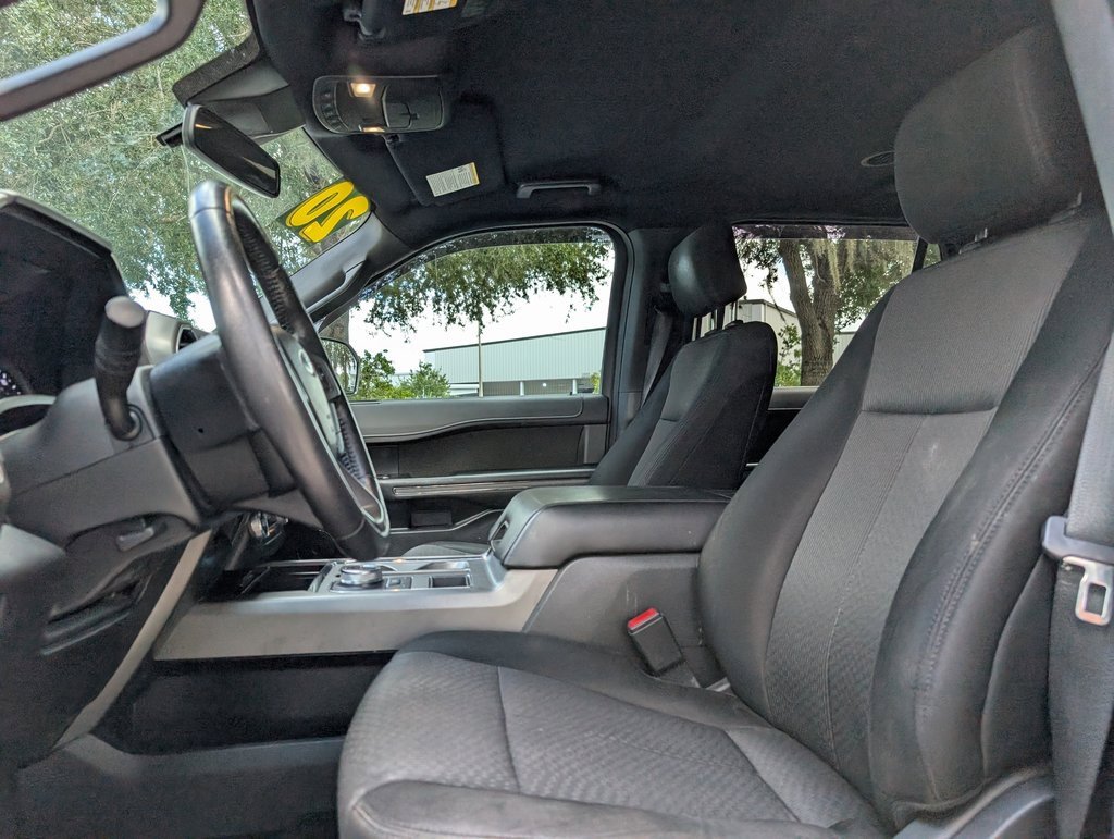 Used 2020 Ford Expedition Max XLT image 16