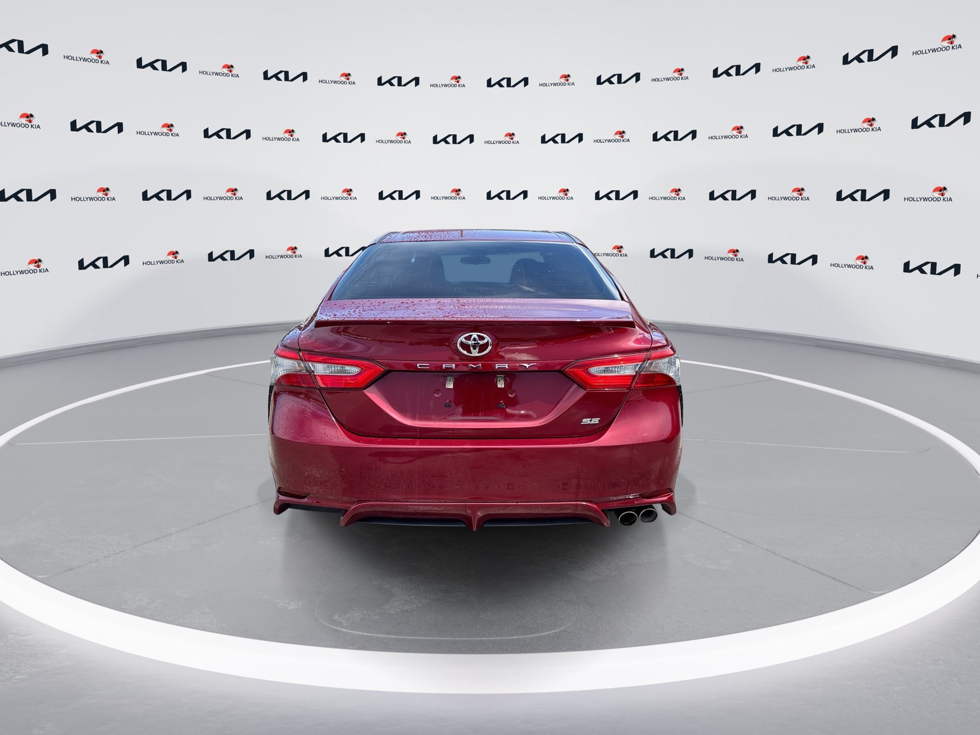 Used 2018 Toyota Camry SE FWD image 7