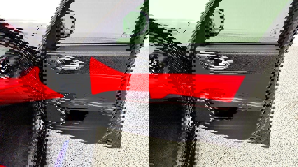 Used 2018 Alfa Romeo Giulia image 24