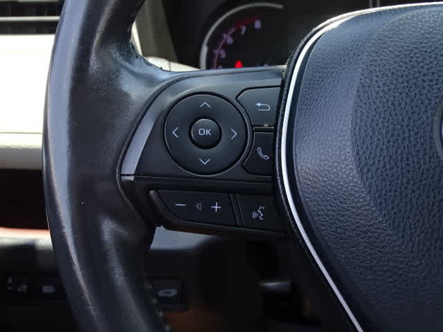 Used 2019 Toyota RAV4 Limited w/ Carpet Mat Package FWD image 37