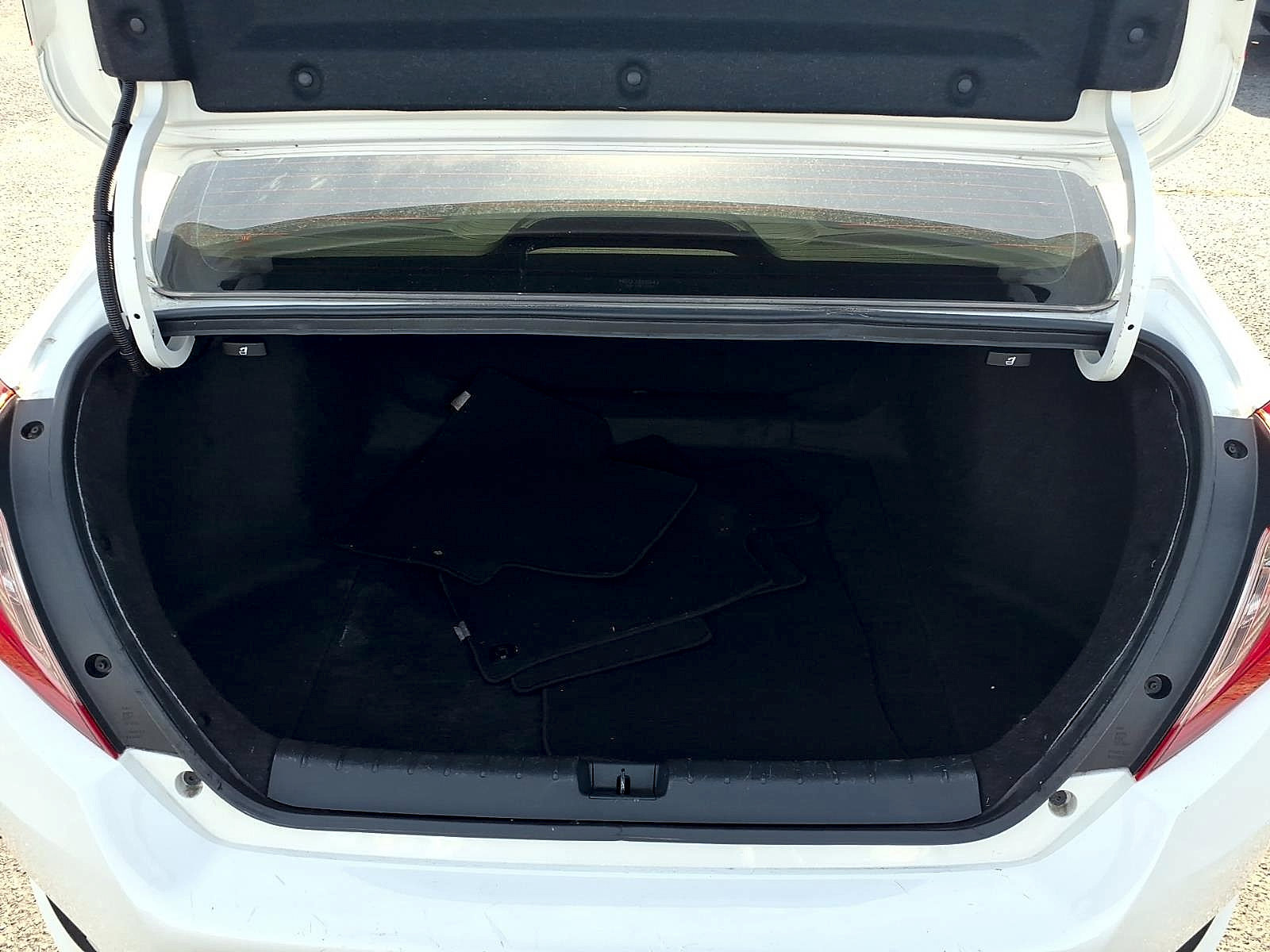 Used 2018 Honda Civic EX-T image 8