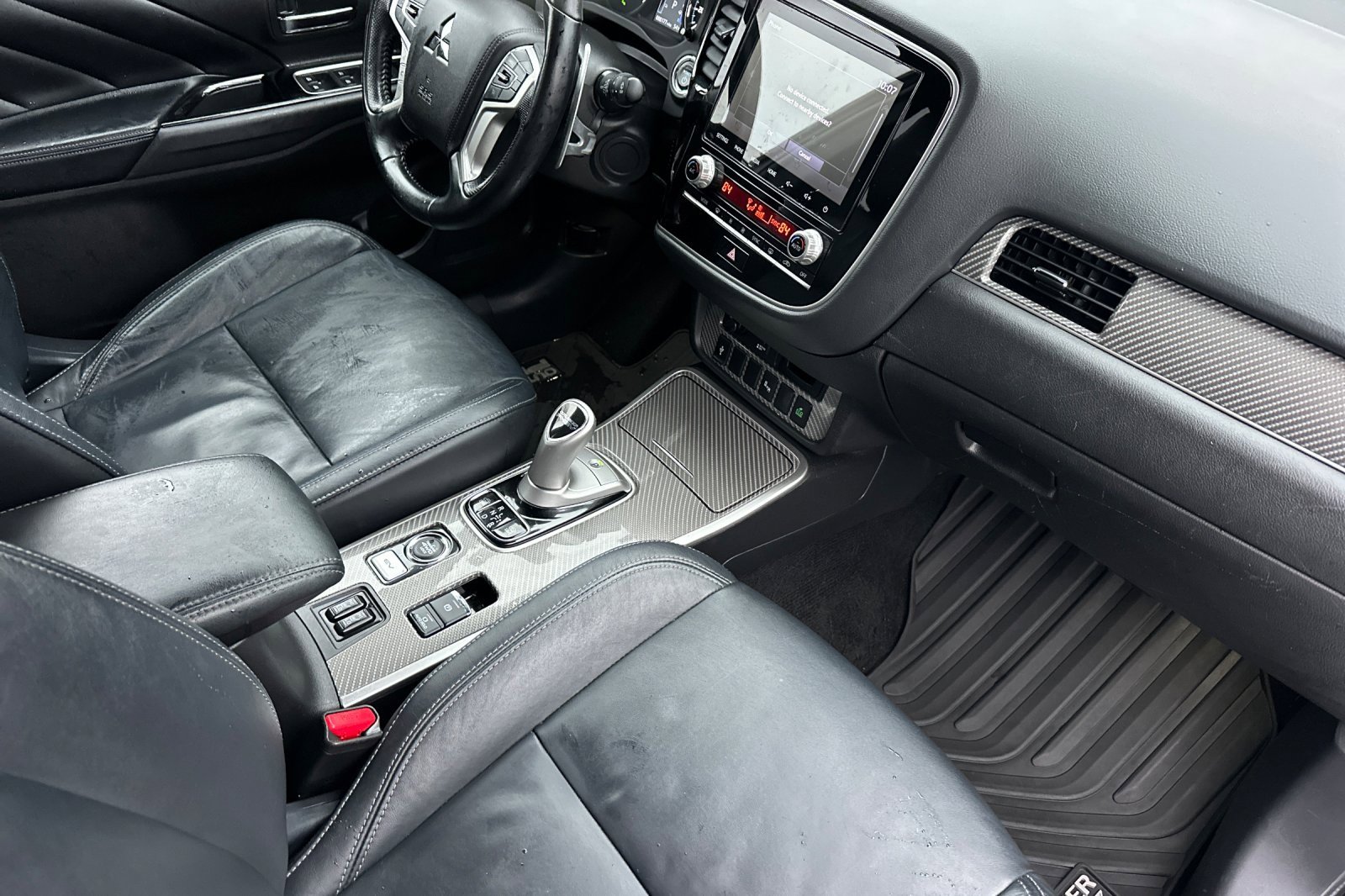 Used 2020 Mitsubishi Outlander SEL image 13