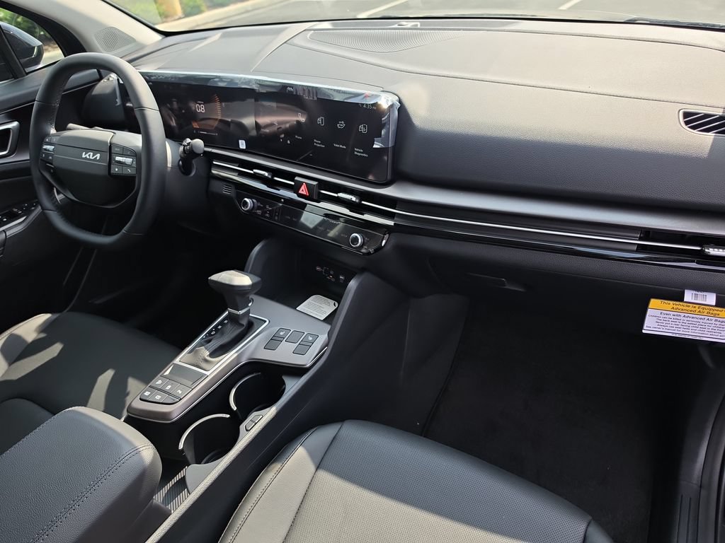 New 2026 Kia Sportage EX FWD image 12