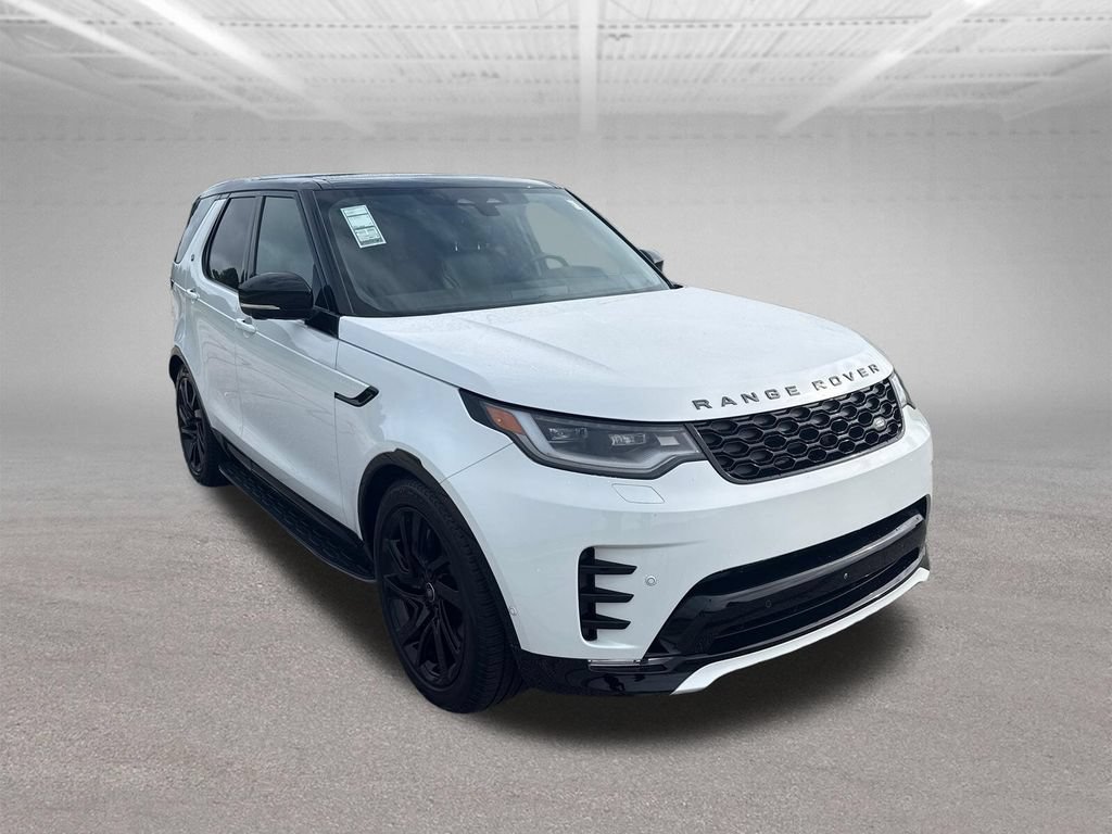 Used 2025 Land Rover Discovery Dynamic SE AWD/4WD image 4