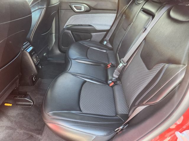 Used 2023 Jeep Compass Latitude AWD/4WD image 28