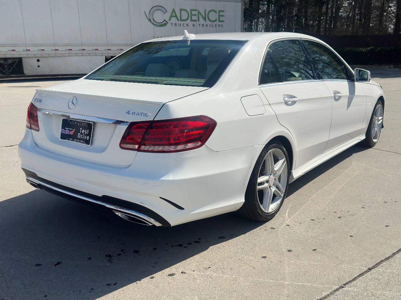 Used 2014 Mercedes-Benz E 350 E 350 Luxury 4MATIC AWD 4dr Se image 15