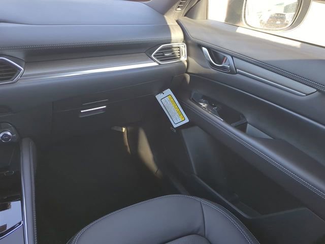 New 2025 MAZDA CX-5 Signature image 15