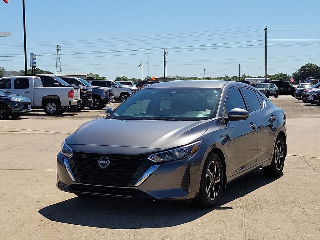 Used 2025 Nissan Sentra SV FWD image 2