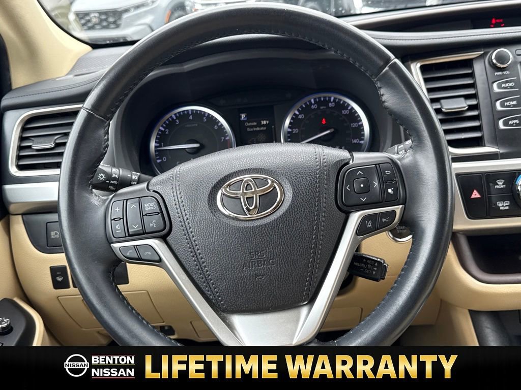 Used 2019 Toyota Highlander XLE image 15