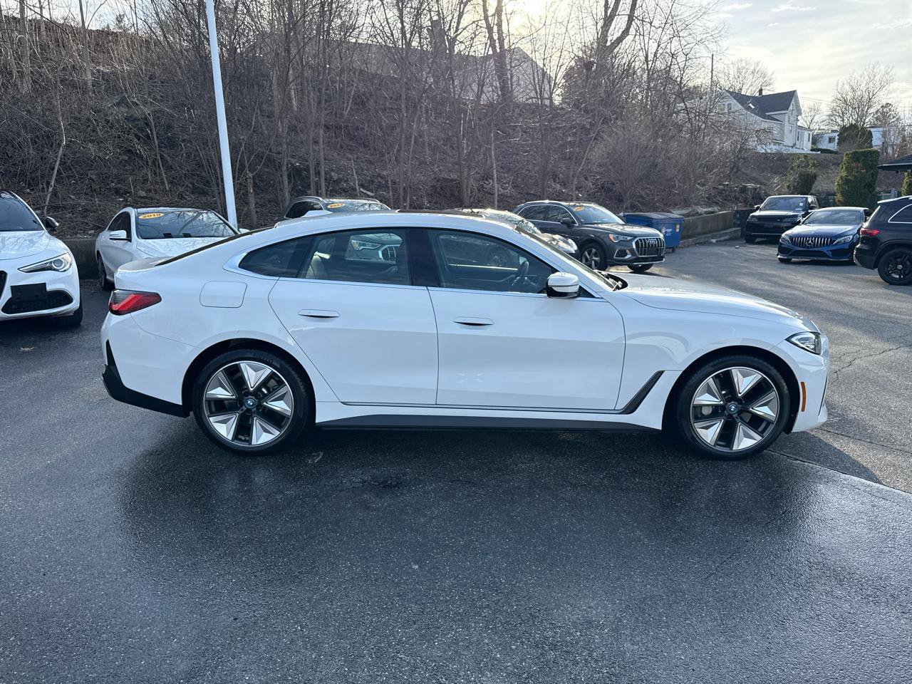 Used 2023 BMW i4 eDrive35 w/ Premium Package image 71