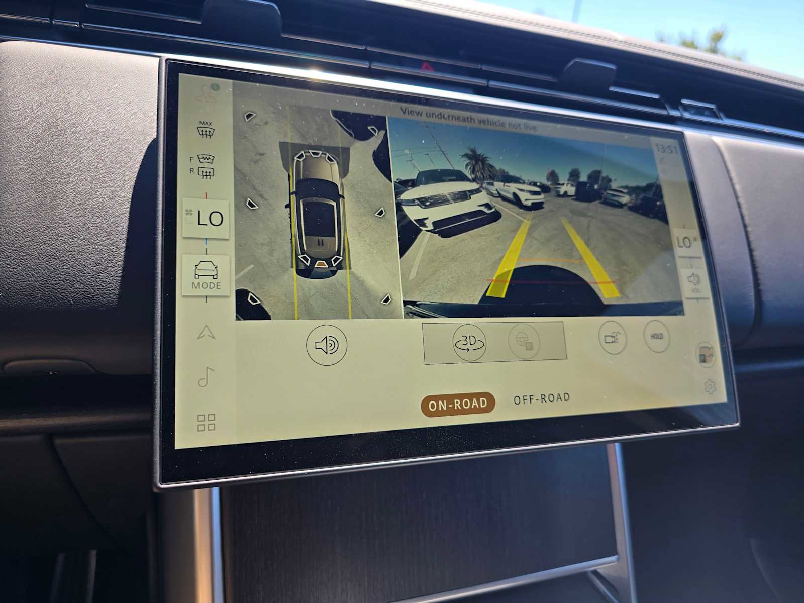 New 2025 Land Rover Range Rover SE image 30