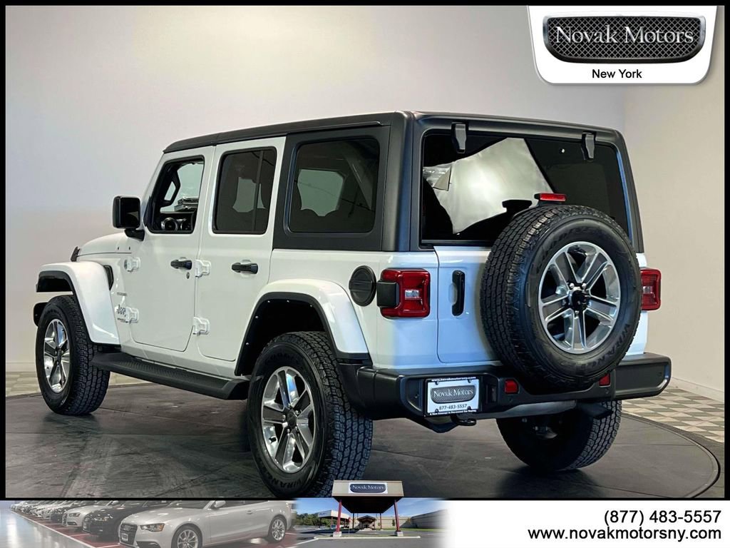 Used 2022 Jeep Wrangler Unlimited Sahara w/ Cold Weather Group AWD/4WD image 6