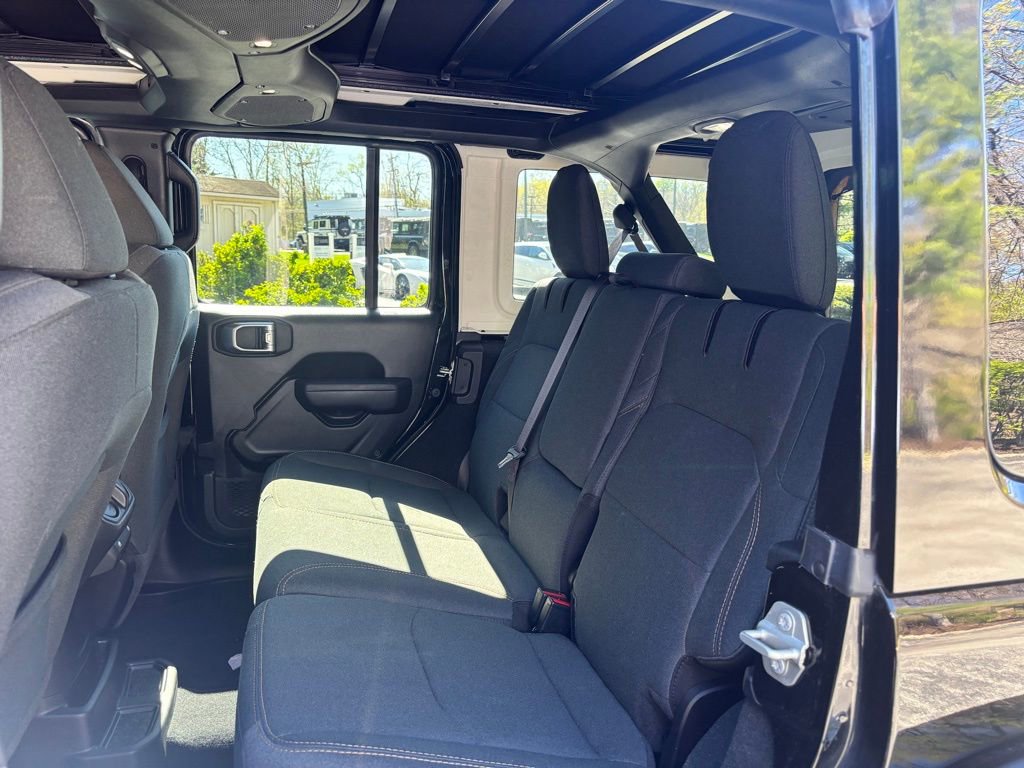 Used 2024 Jeep Wrangler Unlimited w/ Convenience Group image 13