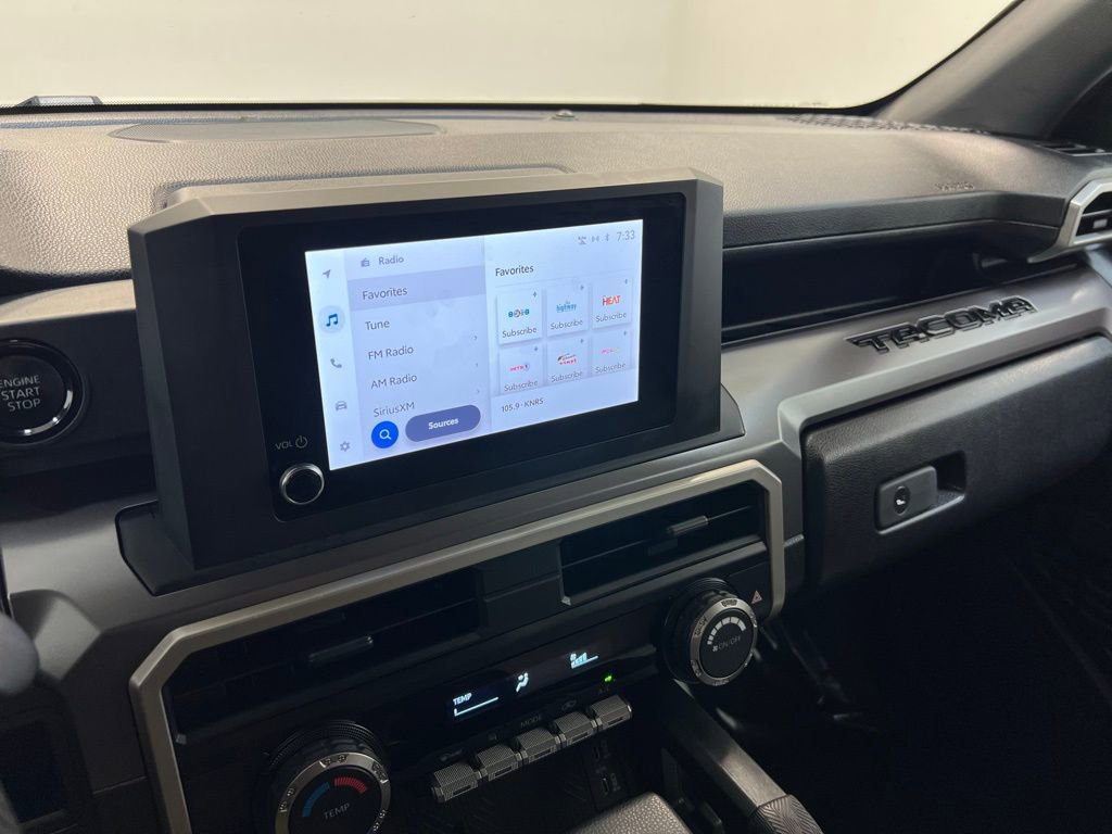 Used 2024 Toyota Tacoma SR5 AWD/4WD image 21