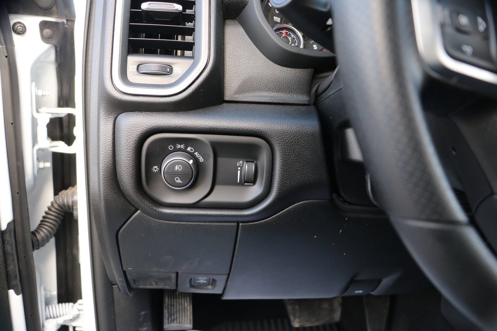 New 2026 RAM 2500 Tradesman AWD/4WD image 12