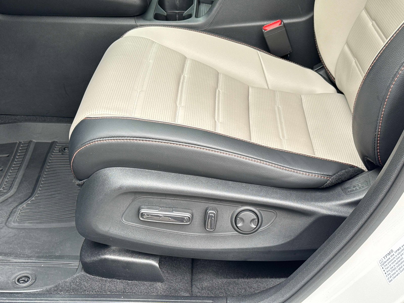 Used 2023 Honda CR-V Sport Touring image 21