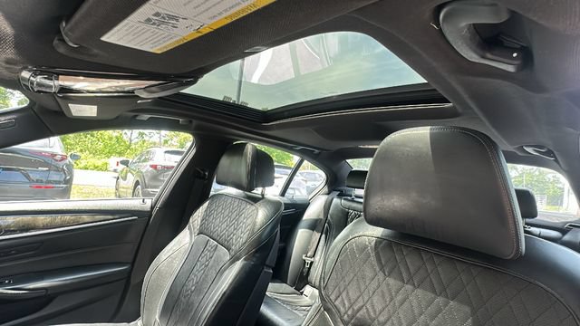 Used 2017 BMW 530i xDrive AWD/4WD image 21