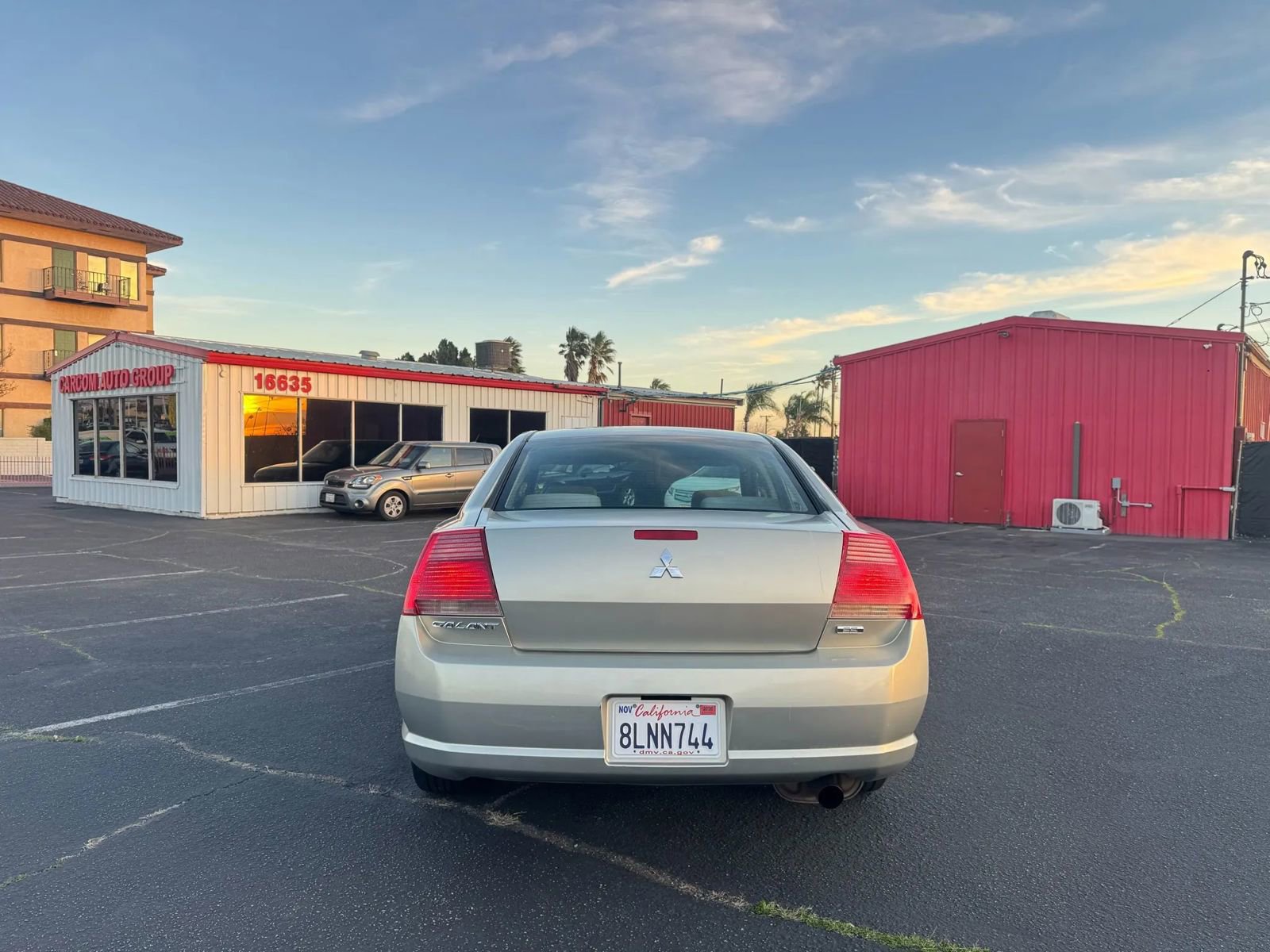 Used 2005 Mitsubishi Galant ES image 6